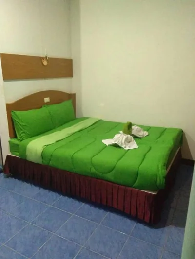 Habitación Doble con vistas a la montaña — Tanyaporn House